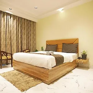 Hotel Royal Paradise By Kdson ***